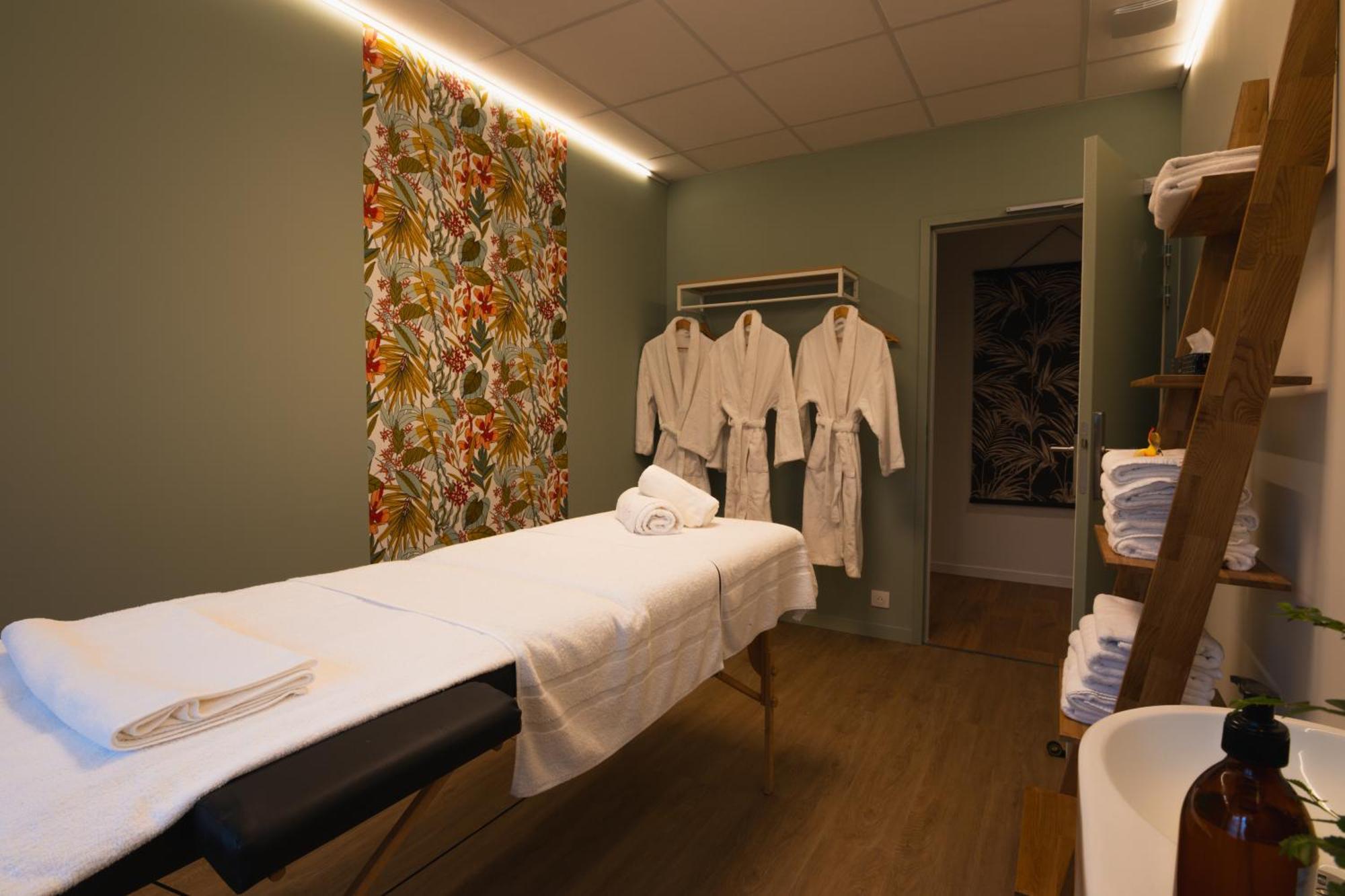 The Originals City, Ara Hotel, Landerneau Luaran gambar